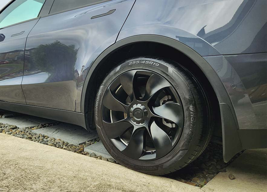 Model Y 19 Inch Turbine Wheel Covers - Matte Black
