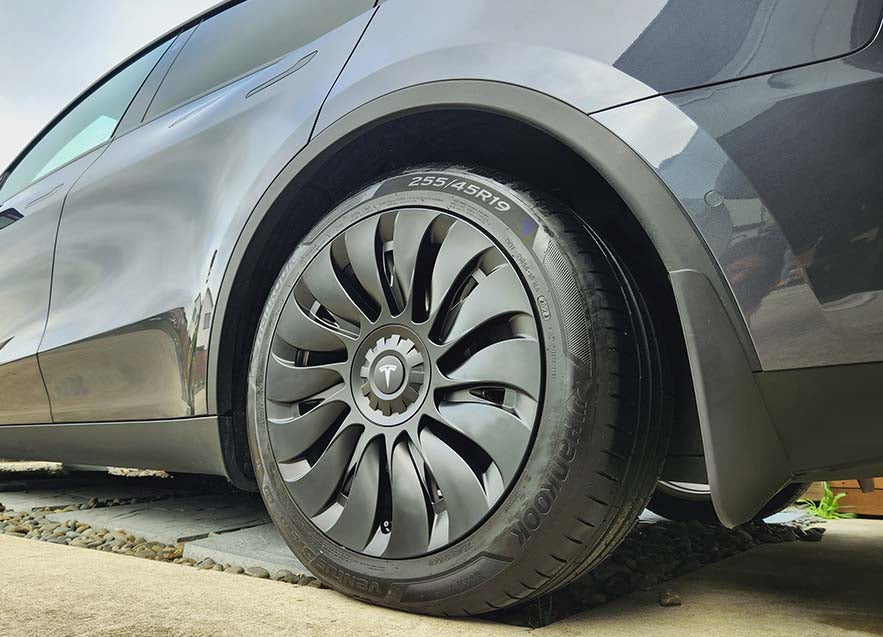 Model Y 19 Inch Performance Style Wheel Covers - Matte Black